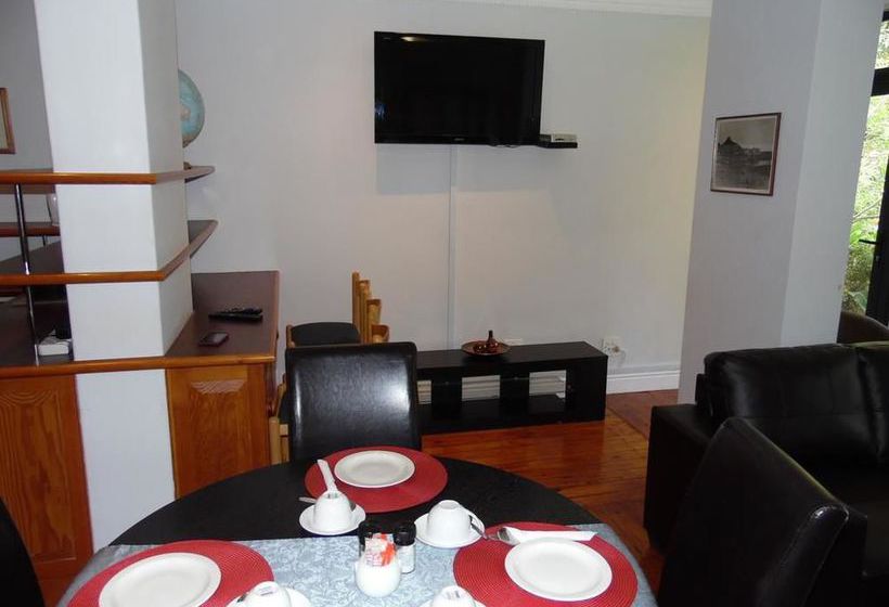 Pension Albatross Guest House 2