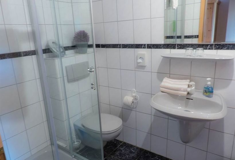 Hotel Weingut-Pension Tiliahof 1