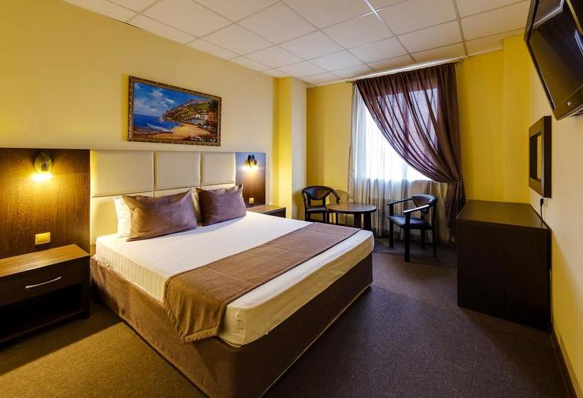 Hotel Marton Severnaya 19