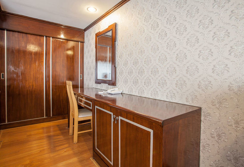 Hotel Hillton Holiday 14