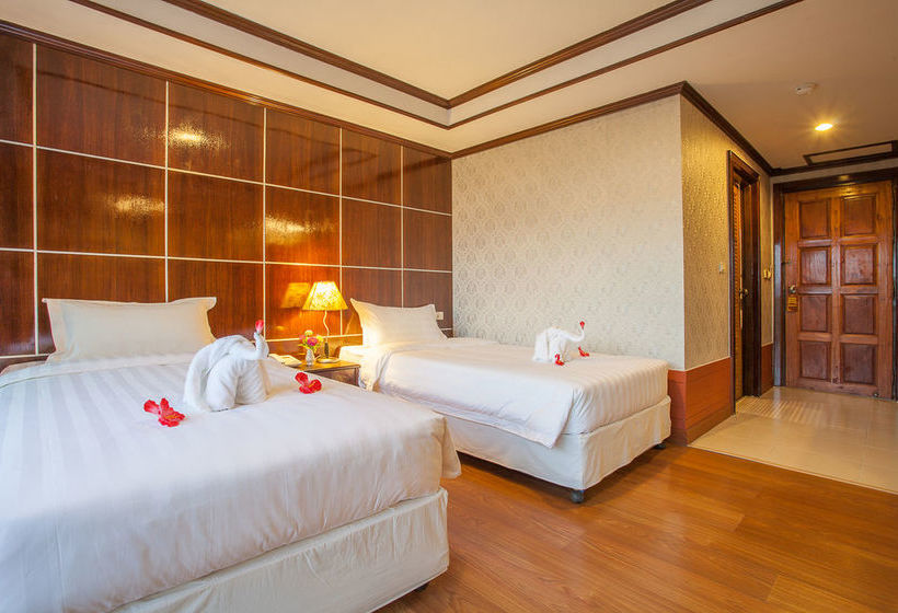 Hotel Hillton Holiday 9