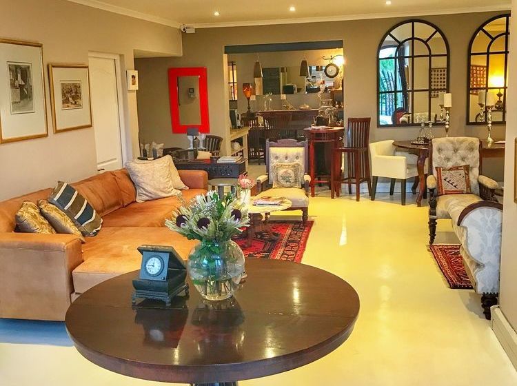 Pension Cape Pillars Boutique Guesthouse 13