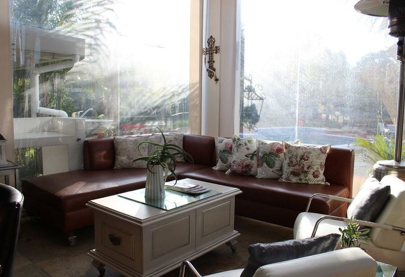 Pension Cape Pillars Boutique Guesthouse 7