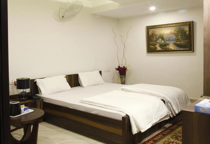 Hotel Shagun Residency