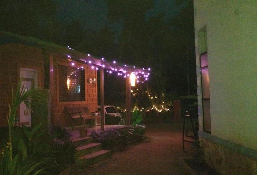 Tendulkar Beach Resort 12