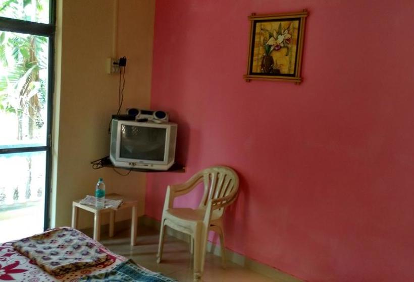 Tendulkar Beach Resort 3