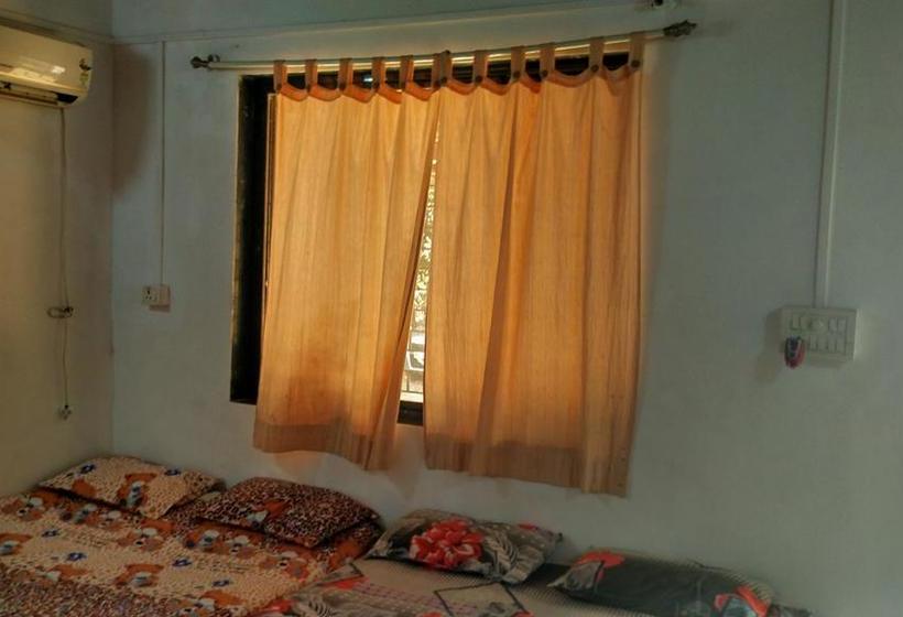 Tendulkar Beach Resort 8