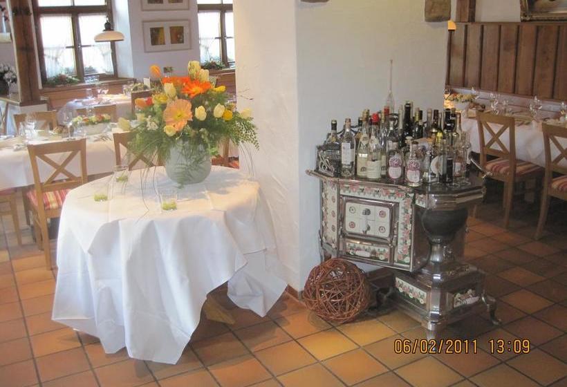 Hotel Ellenbergs Restaurant & 4