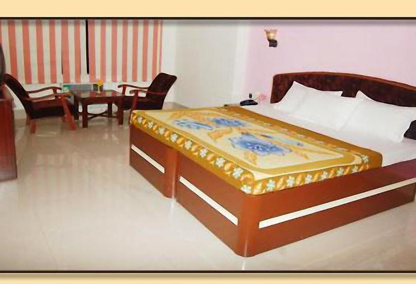 Hotel K & M International Business 10