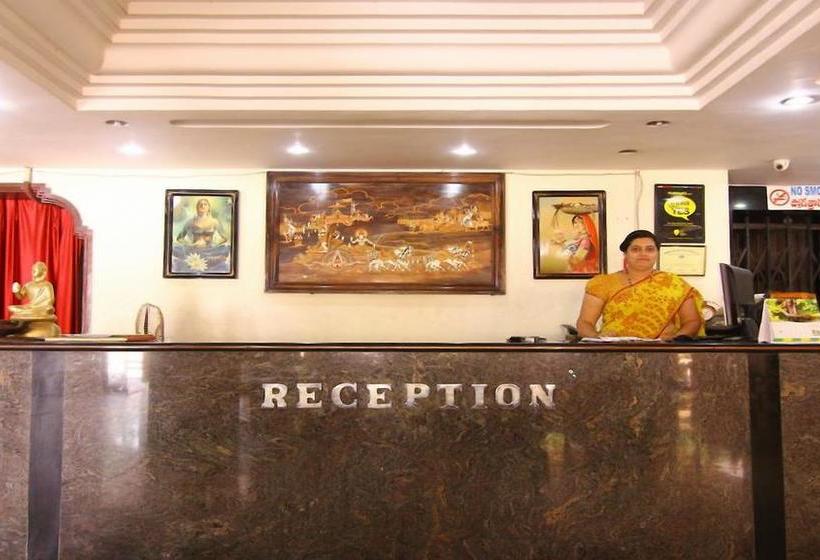 Hotel K & M International Business 3