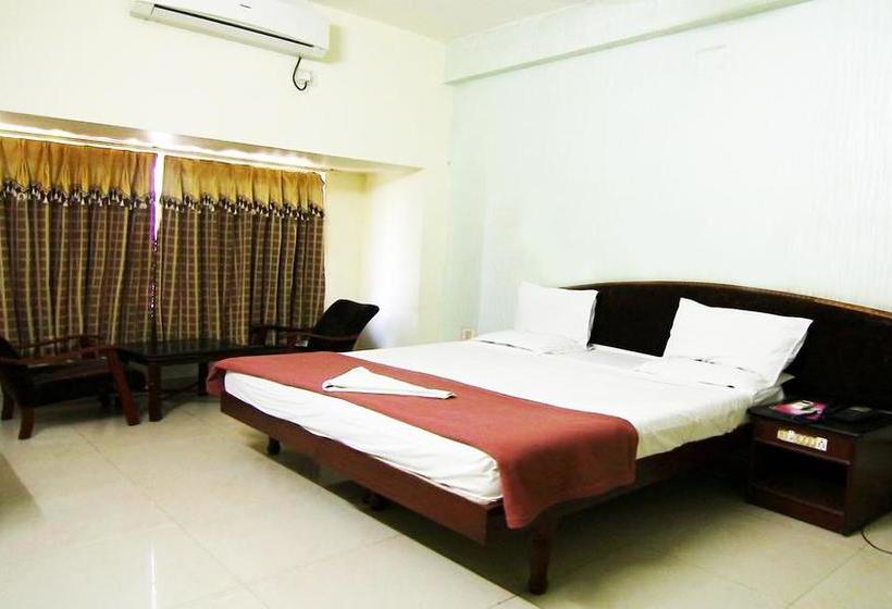 Hotel K & M International Business 9