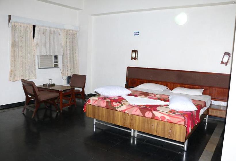 Hotel Amaravathi 1