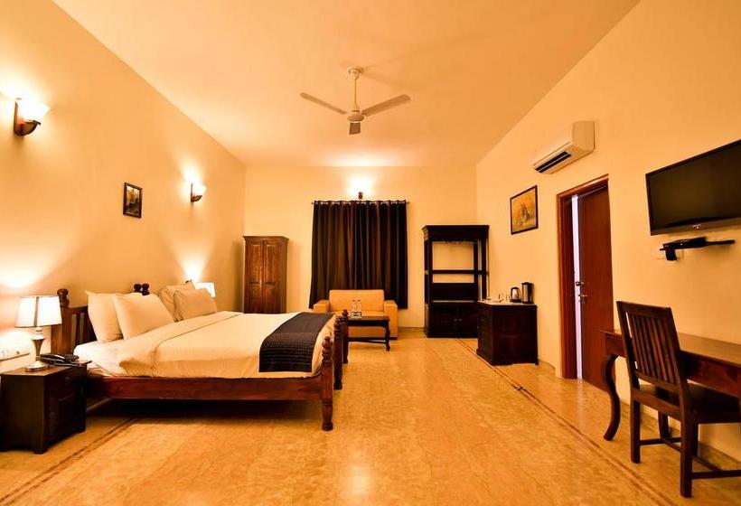 Resort The Shergarh 19