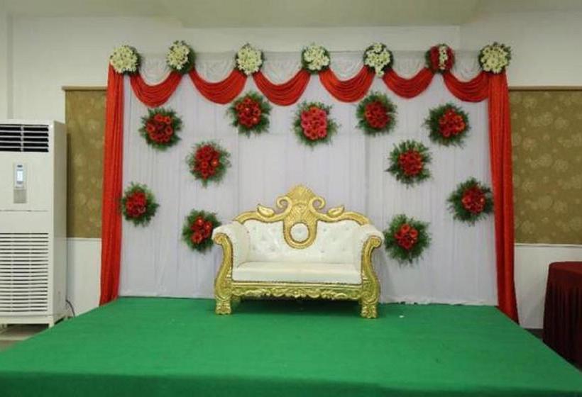 Hotel V Royal Park 2