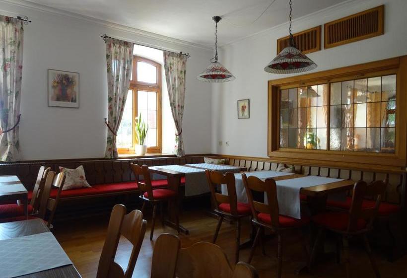 Hotel Landhaus Vier Jahreszeiten 15