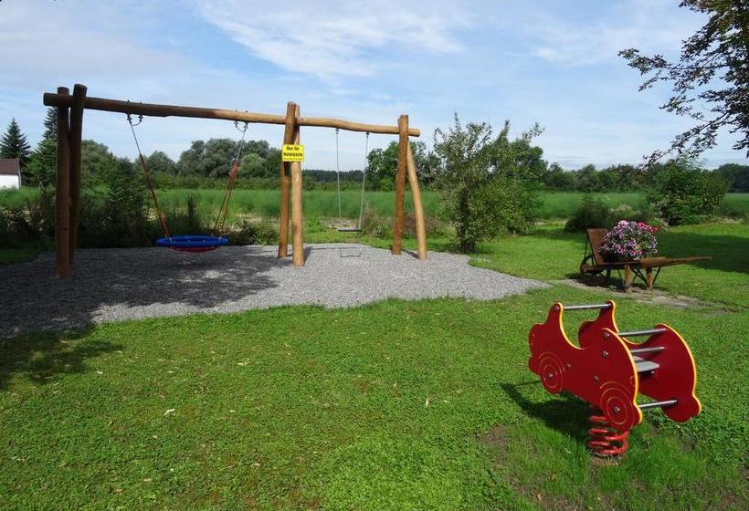 Hotel Landhaus Vier Jahreszeiten 7