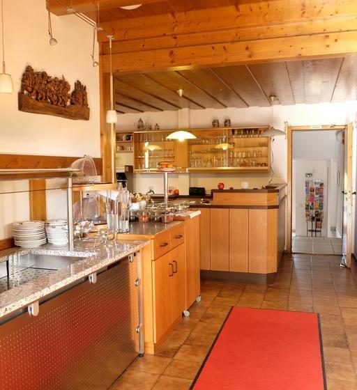 Hotel Landhaus Vier Jahreszeiten 8