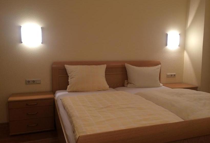 Schloßhotel Raatz 19