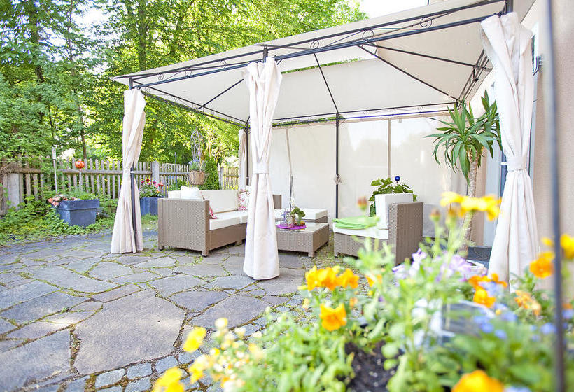 Hotel Gästehaus Guggenberger 3