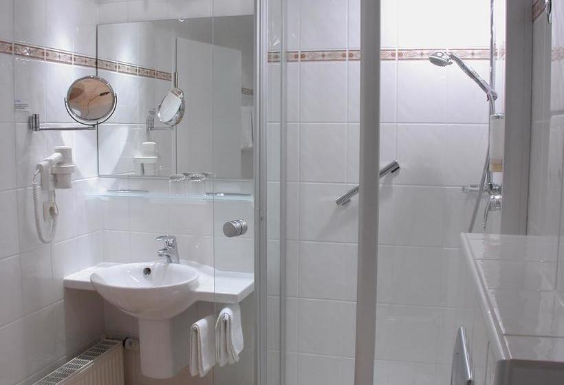 Hotel Gasthof Zum Weißen Lamm 14