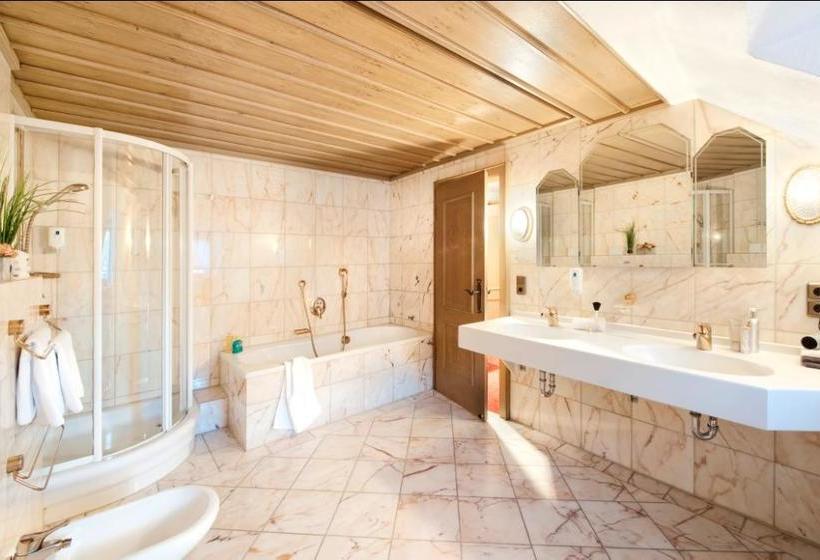 Hotel Gasthof Zum Weißen Lamm 2