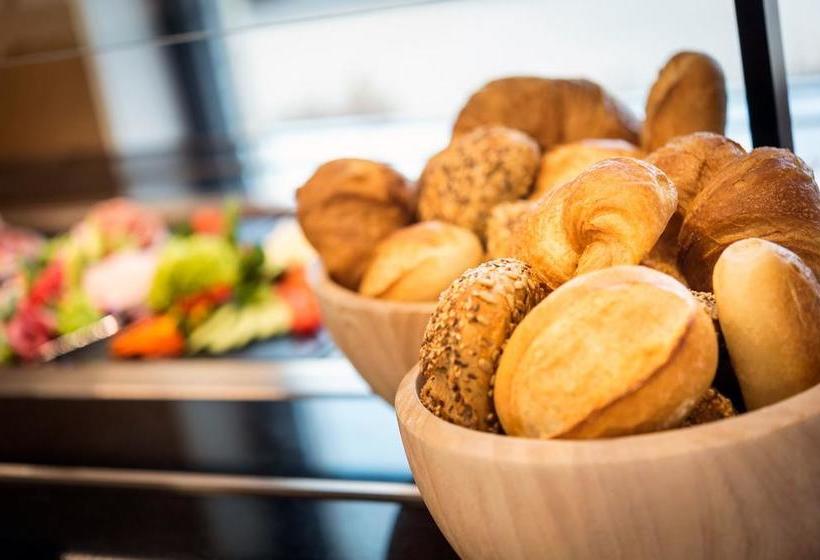 Hotel Gästehaus Der Landwehr Akademie 7