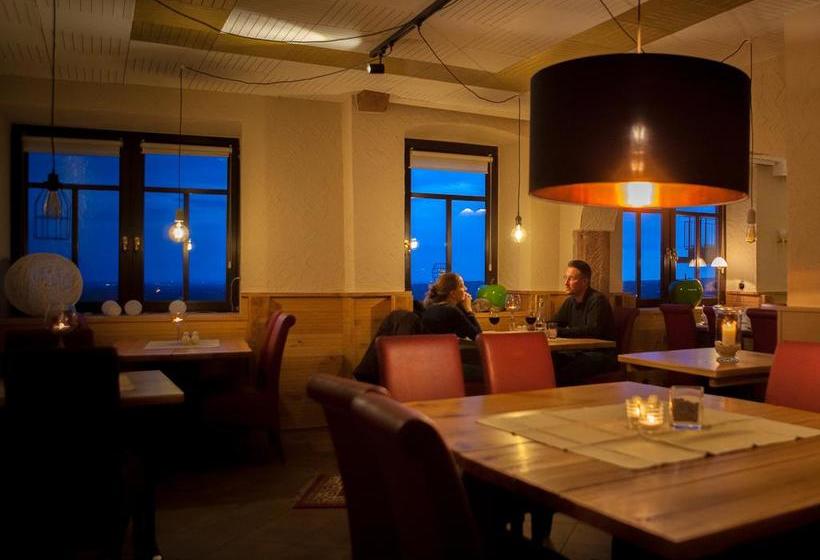 Hotel Restaurant Zum Burggraf 5
