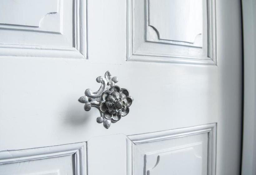 Hotel Villa Sommerach 12