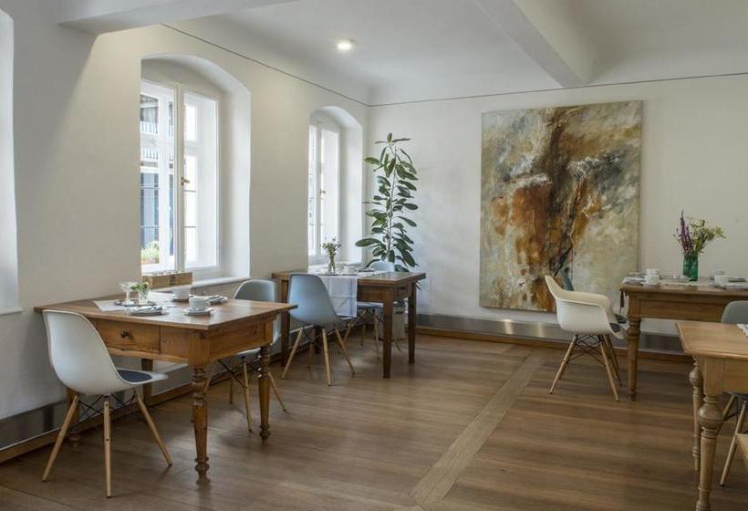 Hotel Villa Sommerach 8