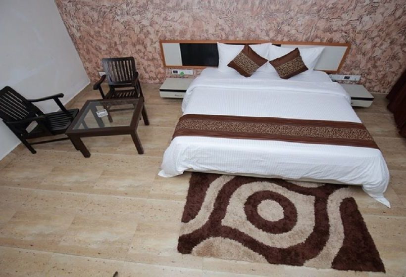 Hotel The Royal Paradise 9