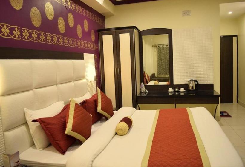 Hotel Ashoka Residency 11