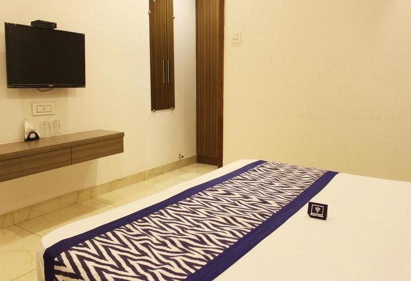 Hotel Oyo Premium Near Sheela Byepass 17