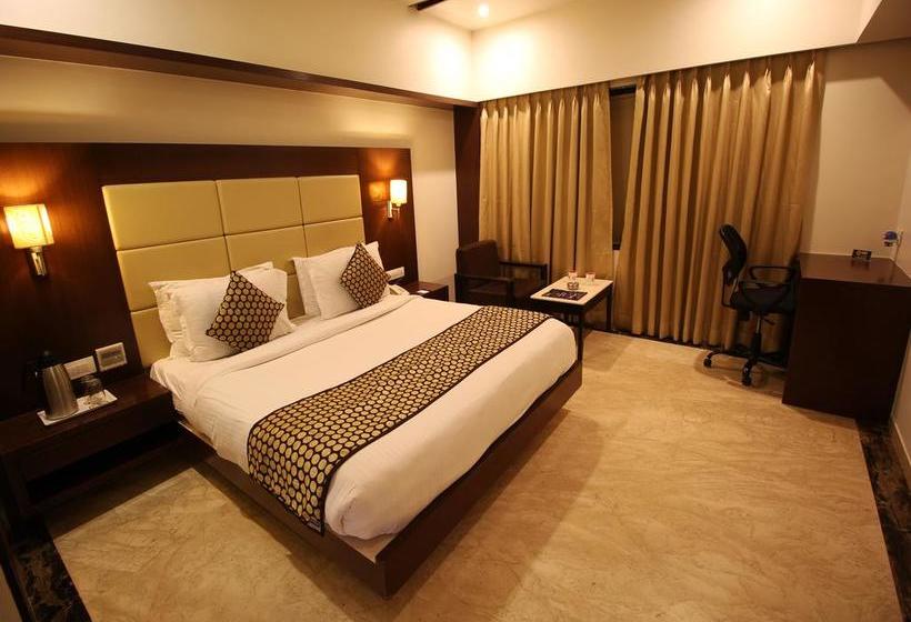 Hotel Oyo Premium Near Sheela Byepass 20