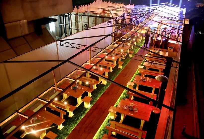 Hotel Black Panther 15