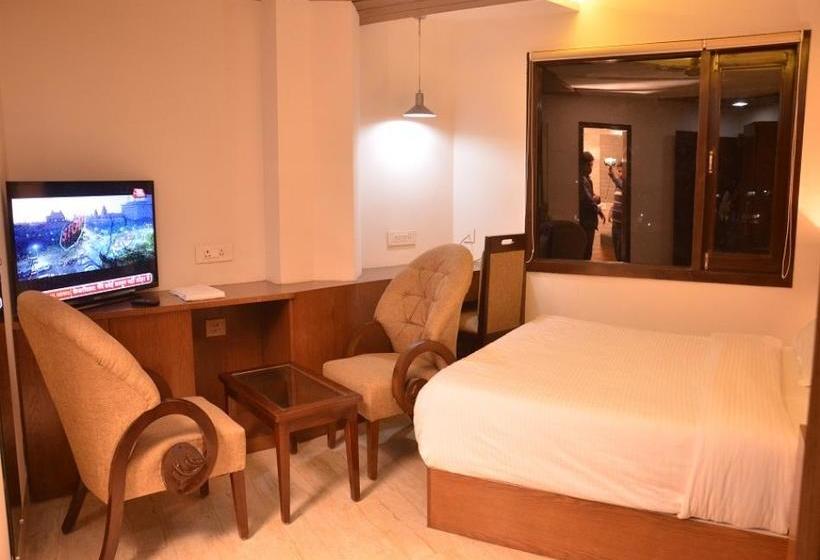 Hotel Prime Residency 15