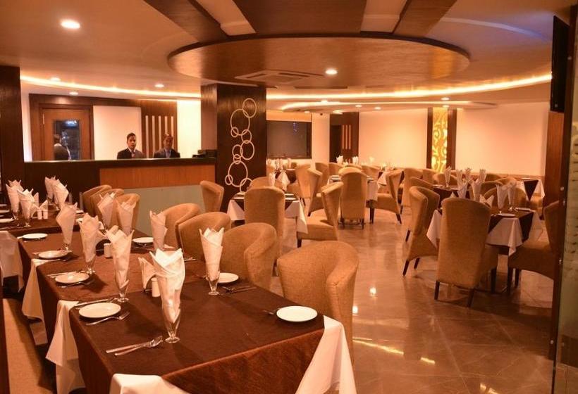 Hotel Prime Residency 9