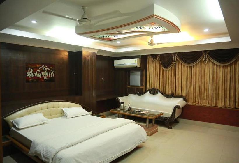 Hotel Raj Sheronz 3