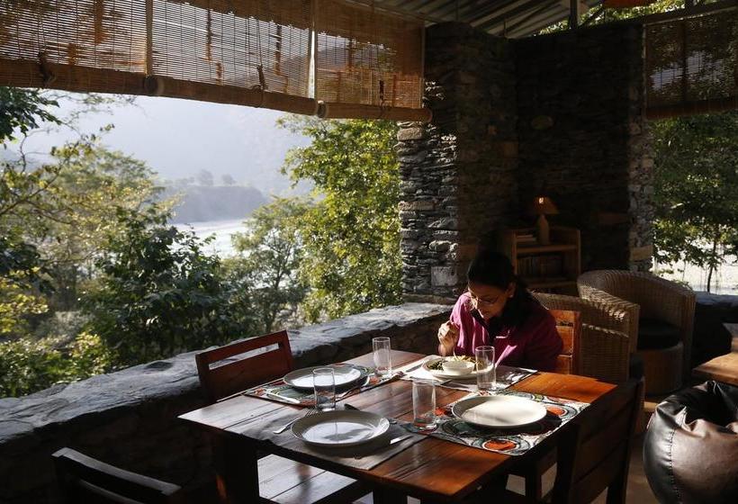 Resort Banyan By The Ganges 12