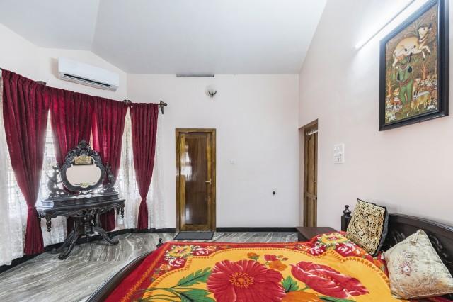 Hotel Wellappointed Room With A Splendid View By Guesthouser 4