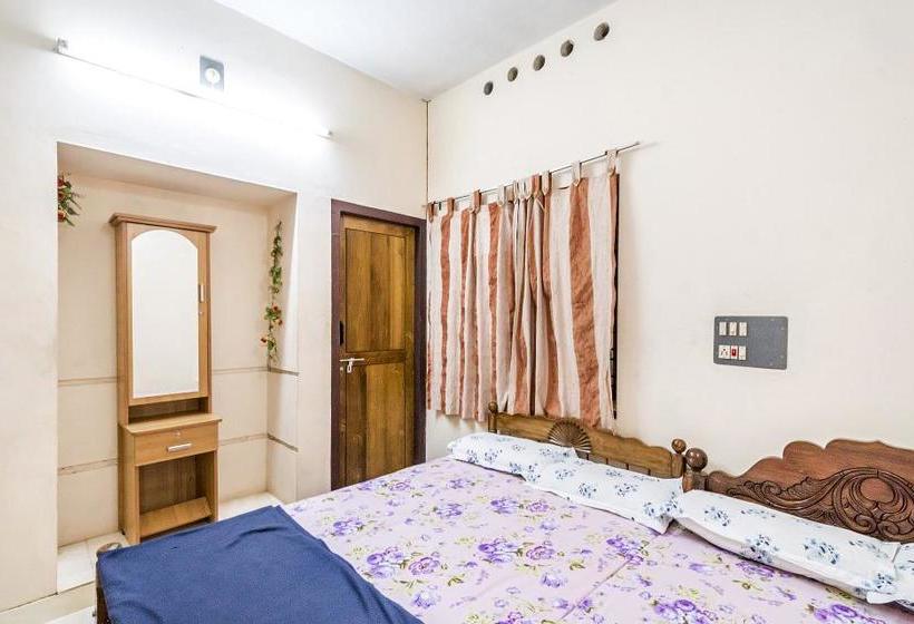 Hotel Capacious 1br Stay Amidst Tropical Shrubbery By Guesthouser 1