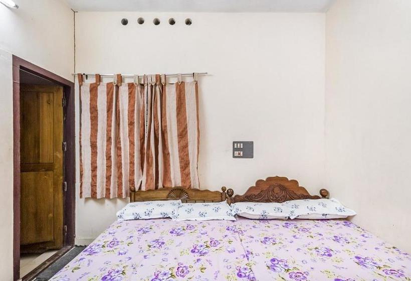 Hotel Capacious 1br Stay Amidst Tropical Shrubbery By Guesthouser 3