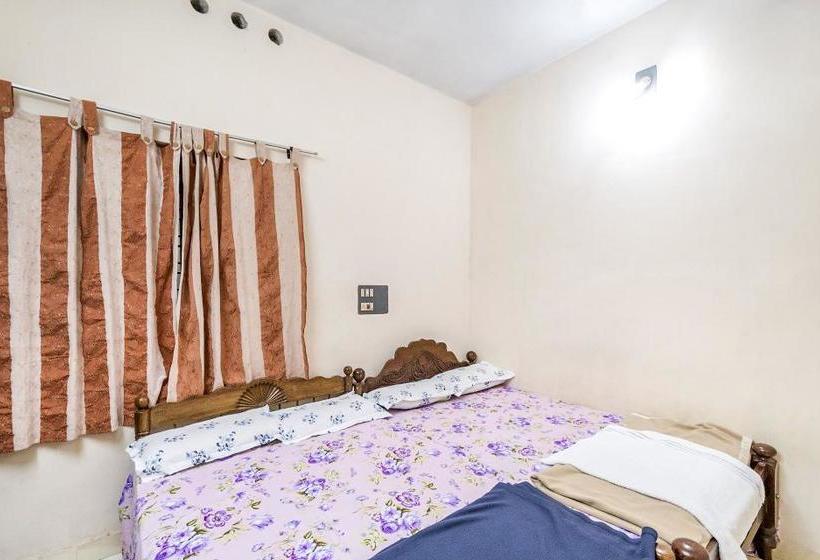 Hotel Capacious 1br Stay Amidst Tropical Shrubbery By Guesthouser 5