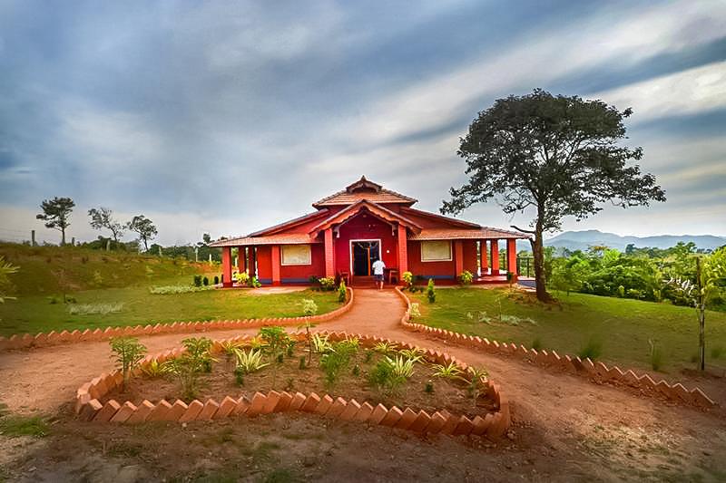 Hotel Capacious 1br Stay Amidst Tropical Shrubbery By Guesthouser 7