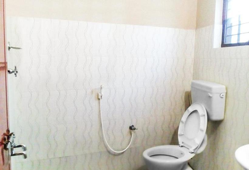 Hotel Budget Room In Pulpally By Guesthouser 10