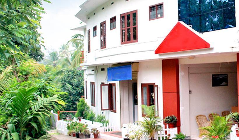 Hotel Budget Room In Pulpally By Guesthouser 3