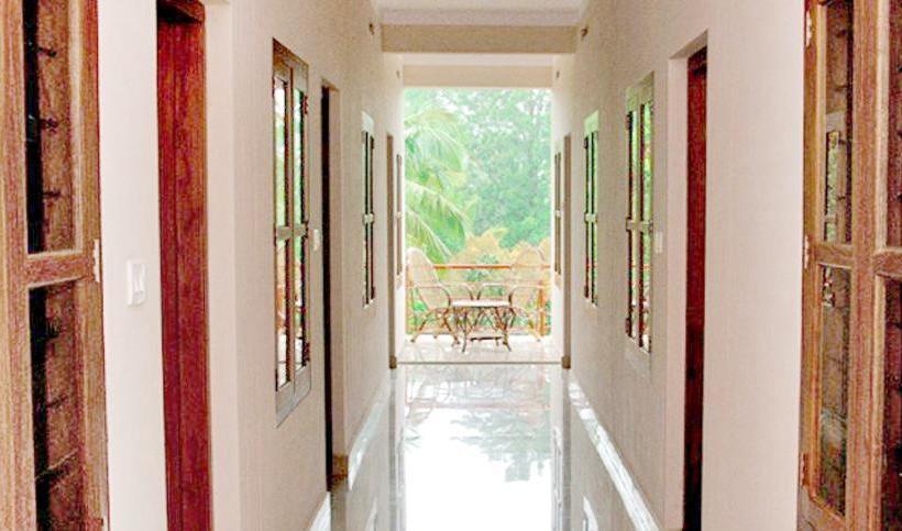 Hotel Budget Room In Pulpally By Guesthouser 5