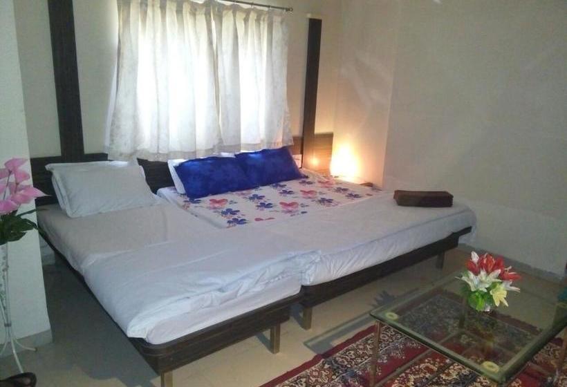 Hotel Jk Rooms St Bus Stand Ganeshpeth 17