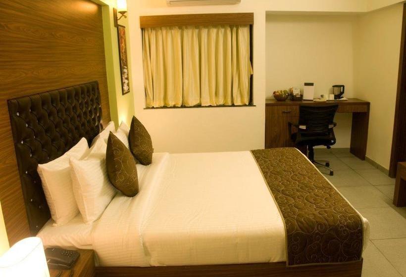 Arte Royal Castle Resort Rajkot 17