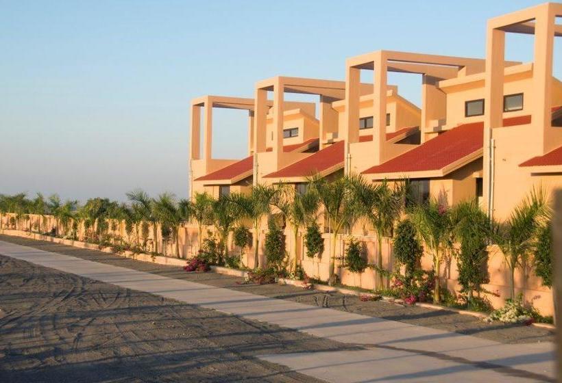 Arte Royal Castle Resort Rajkot 4