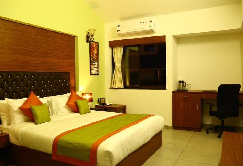 Arte Royal Castle Resort Rajkot 7